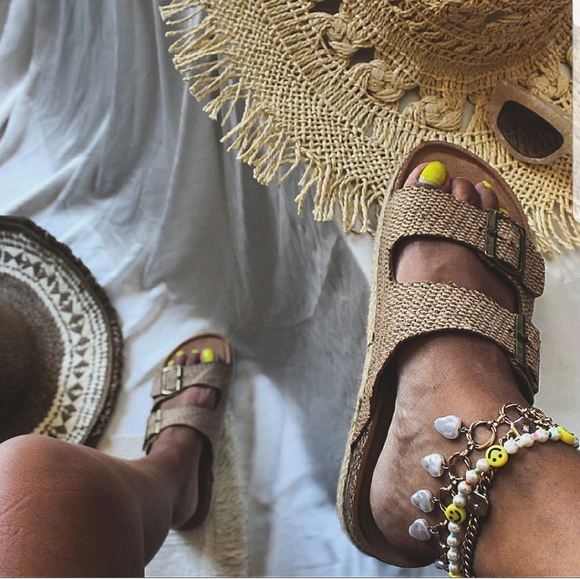 🚨FEW PAIRS LEFT// Tan jute Sandal - Picture 5 of 6